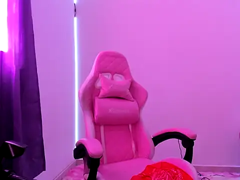 Snapshot of jenniferbodys chatting on January 2026 05:15:01 PM jenniferbodys online show from January 2026 05:15:01 PM