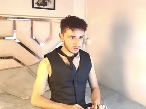 Snapshot of Curlystartt chatting on January 2026 01:49:01 PM Curlystartt online show from January 2026 01:49:01 PM