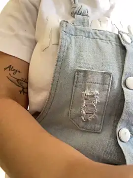 Shayla--broos online show from February 2026 07:40:01 PM