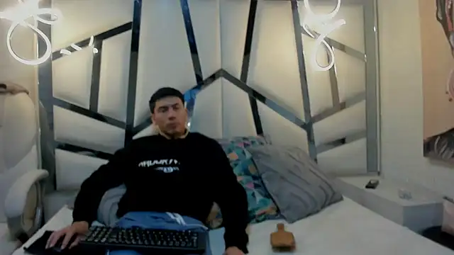 ScarlettAndLucas online show from February 2026 10:00:02 AM