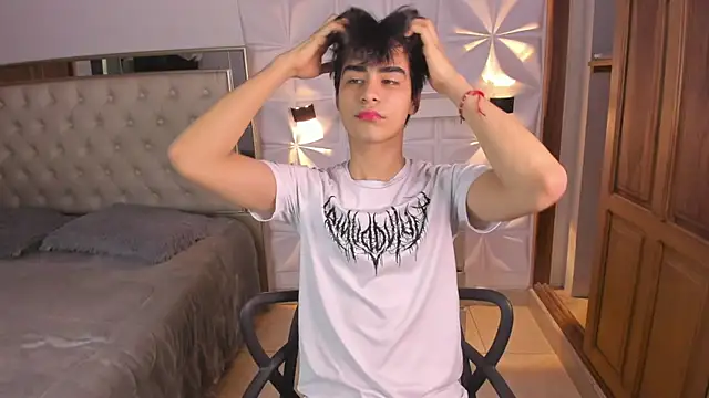 IamJuanJoc online show from April 2026 03:29:01 AM