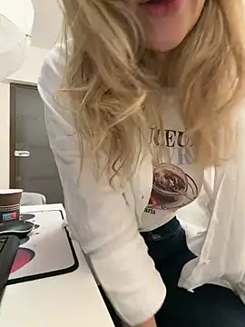 FrancescaZahra online show from February 2026 10:13:02 PM