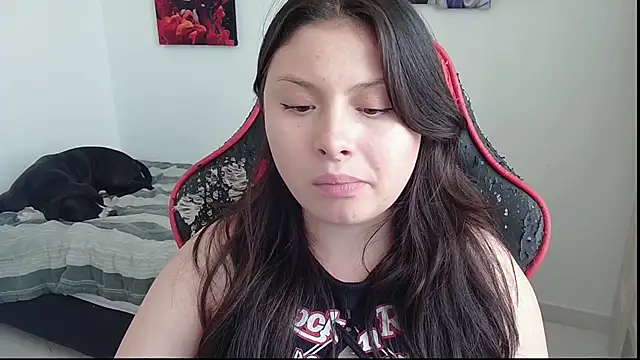 yessica gomez01 online show from March 2026 07:54:01 PM