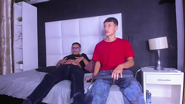 Snapshot of Alejandro_Tom chatting on January 2026 05:09:01 AM Alejandro Tom online show from January 2026 05:09:01 AM