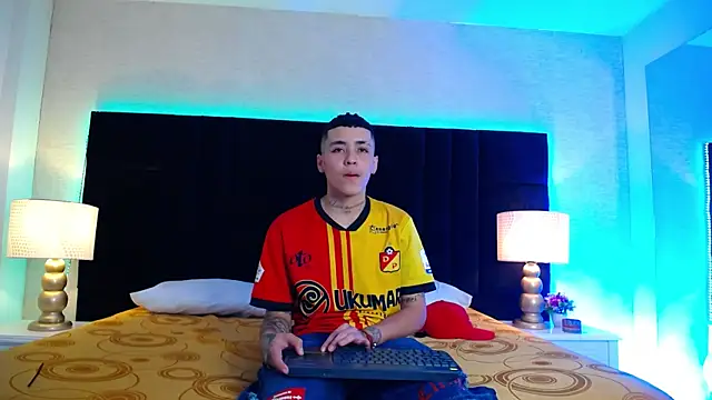 Raven Cox online show from January 2026 05:23:01 AM