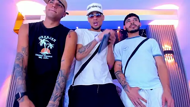 The Gods In Diamonds online show from February 2026 08:14:01 PM