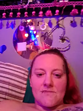 Snapshot of DisireAfterDark chatting on February 2026 06:26:02 PM DisireAfterDark online show from February 2026 06:26:02 PM