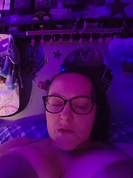 Snapshot of DisireAfterDark chatting on March 2026 03:51:01 PM DisireAfterDark online show from March 2026 03:51:01 PM