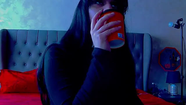 Snapshot of MaddyAllure chatting on February 2026 06:37:01 AM MaddyAllure online show from February 2026 06:37:01 AM