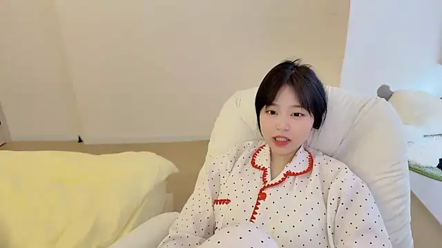 Onefiona online show from April 2026 07:45:01 AM