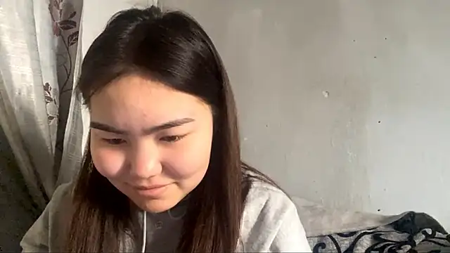 Snapshot of MollyAsian chatting on January 2026 08:09:02 AM MollyAsian online show from January 2026 08:09:02 AM