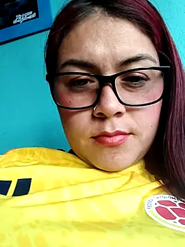 Snapshot of THALASSA_DIOSA chatting on June 2026 09:53:02 PM THALASSA DIOSA online show from June 2026 09:53:02 PM