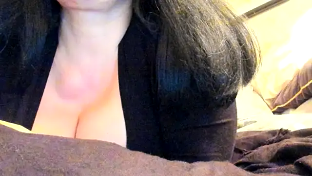 ChristieCru online show from January 2026 08:12:02 PM