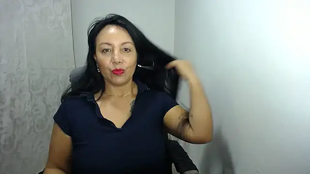 Snapshot of soyElena46 chatting on April 2026 12:19:02 PM soyElena46 online show from April 2026 12:19:02 PM
