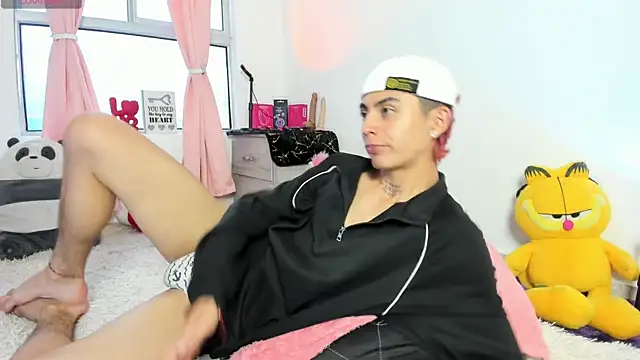 Maiky Cooper01 online show from February 2026 08:52:01 PM