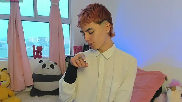 Maiky Cooper01 online show from March 2026 06:59:01 PM