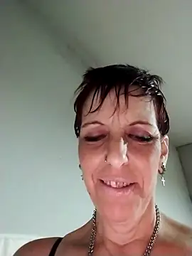 Juguetonafogosa5 online show from February 2026 06:22:01 PM