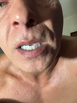 dogfrota online show from February 2026 03:11:01 AM