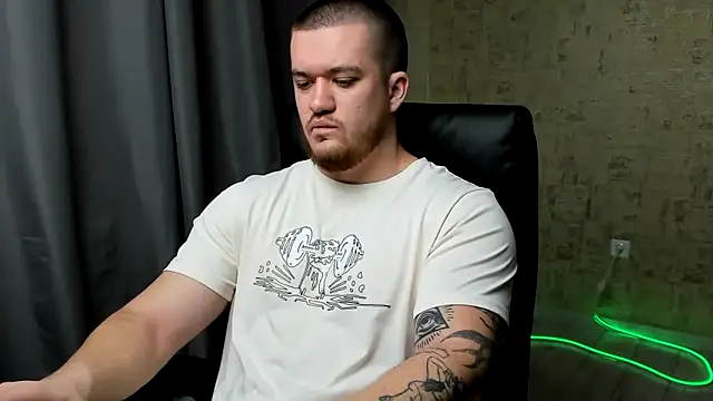 Snapshot of Well_boy chatting on February 2026 08:05:01 PM Well boy online show from February 2026 08:05:01 PM