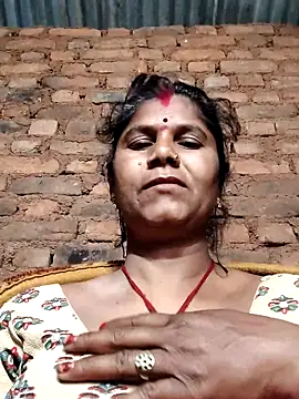 Hot di97 online show from March 2026 11:09:02 PM