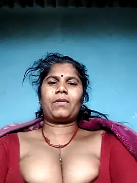 Hot di97 online show from April 2026 09:49:02 PM