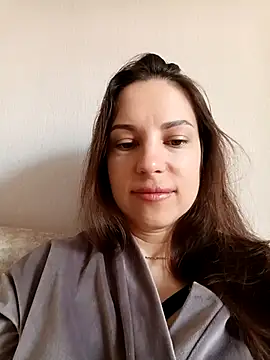 Snapshot of She-Moon chatting on April 2026 05:54:02 AM She-Moon online show from April 2026 05:54:02 AM