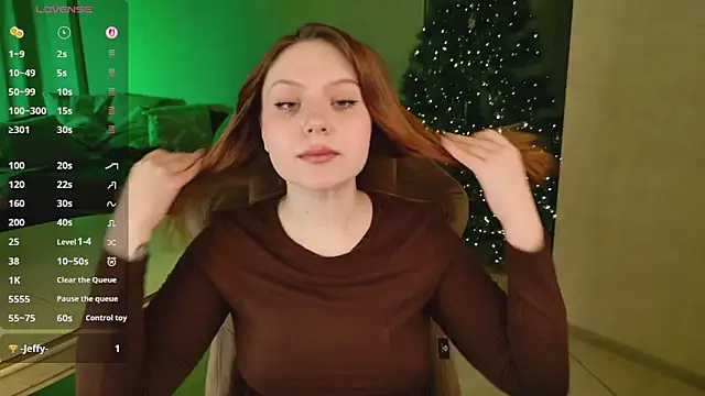 Snapshot of YouHoldMe chatting on February 2026 04:07:02 PM YouHoldMe online show from February 2026 04:07:02 PM