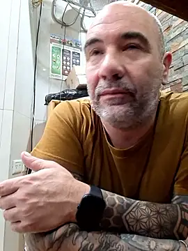 Snapshot of epela15 chatting on January 2026 01:38:02 PM epela15 online show from January 2026 01:38:02 PM