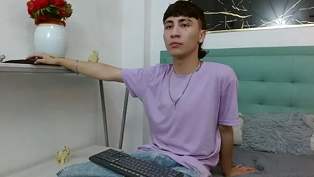 XanderGrey8 online show from January 2026 07:41:01 PM