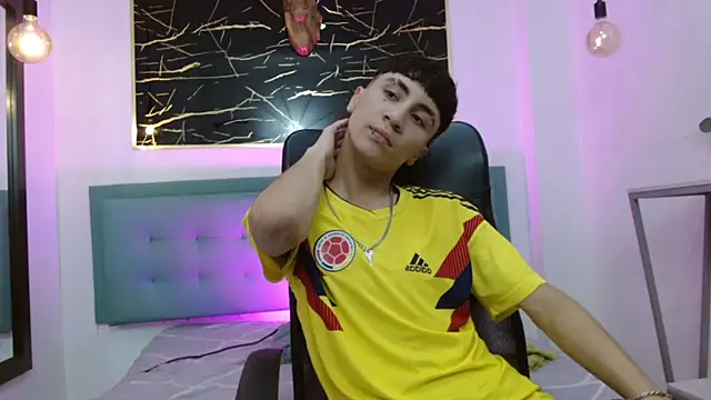 XanderGrey8 online show from February 2026 07:41:01 PM