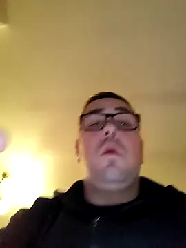 Vieirapauduro69 online show from February 2026 06:44:01 PM