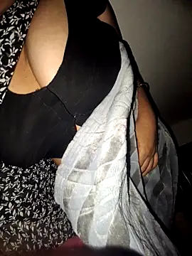 Snapshot of Kanna5115 chatting on February 2026 08:31:02 PM Kanna5115 online show from February 2026 08:31:02 PM