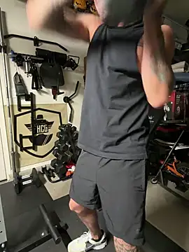 Snapshot of brngitdwn chatting on April 2026 05:18:02 AM brngitdwn online show from April 2026 05:18:02 AM