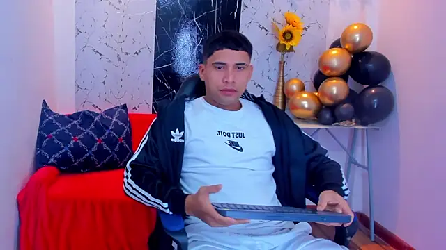 Snapshot of Franco_ferrer chatting on January 2026 08:08:01 AM Franco ferrer online show from January 2026 08:08:01 AM