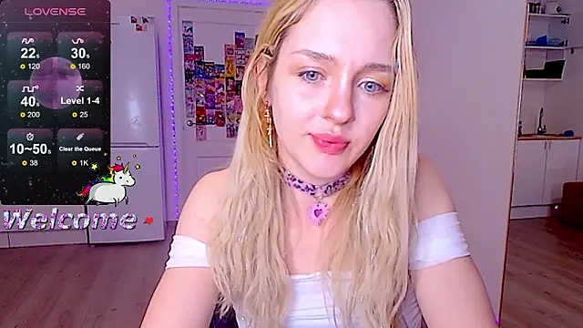 sailormoon666  online show from March 2026 08:49:01 PM