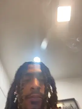 Snapshot of Mellyj053 chatting on February 2026 08:21:01 AM Mellyj053 online show from February 2026 08:21:01 AM