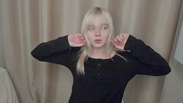 Snapshot of ustimeow chatting on January 2026 09:20:01 PM ustimeow online show from January 2026 09:20:01 PM