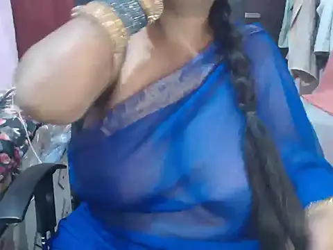 Joyti010 online show from March 2026 06:47:02 PM