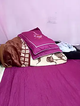 Phoebe-e online show from April 2026 11:05:02 PM