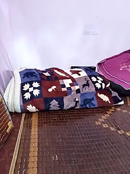 Phoebe-e online show from April 2026 11:49:02 PM