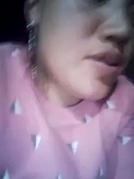 Snapshot of LingLing002 chatting on January 2026 11:47:01 AM LingLing002 online show from January 2026 11:47:01 AM