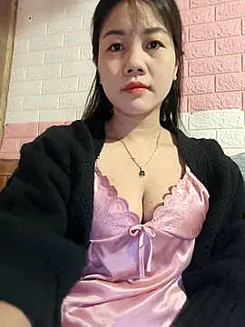 Ngocmai lazdy online show from February 2026 01:26:01 AM