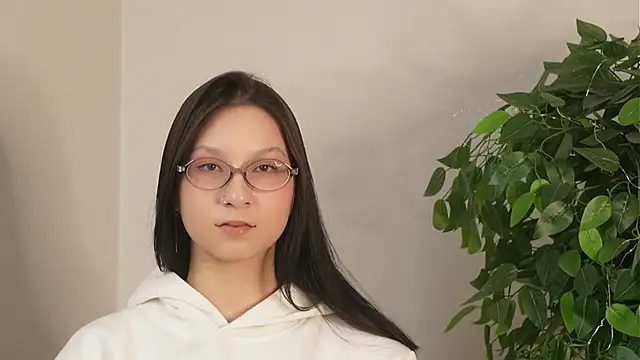 CecilaHilgers online show from January 2026 08:19:01 AM