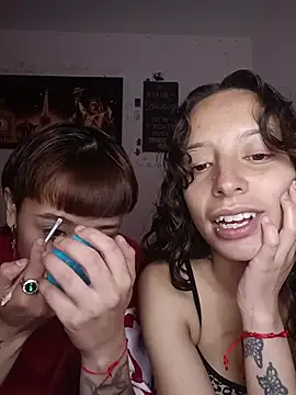 AlexxaAndRileyy online show from February 2026 05:47:02 PM