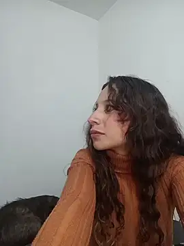 AlexxaAndRileyy online show from April 2026 06:27:01 PM