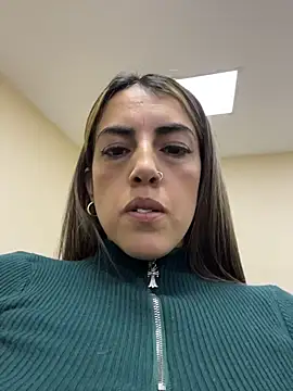 Paulinaa bella online show from March 2026 01:00:01 AM