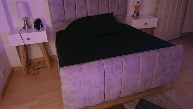 Lucy Carson  online show from March 2026 03:51:02 AM