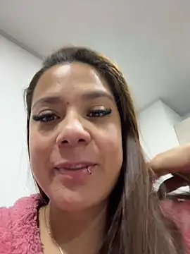 Pretty  Milf online show from March 2026 09:35:01 AM