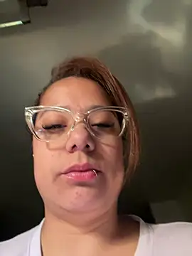 Pretty  Milf online show from July 2026 09:56:02 AM