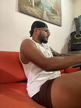 Snapshot of liyamjunior chatting on February 2026 06:31:01 PM liyamjunior online show from February 2026 06:31:01 PM